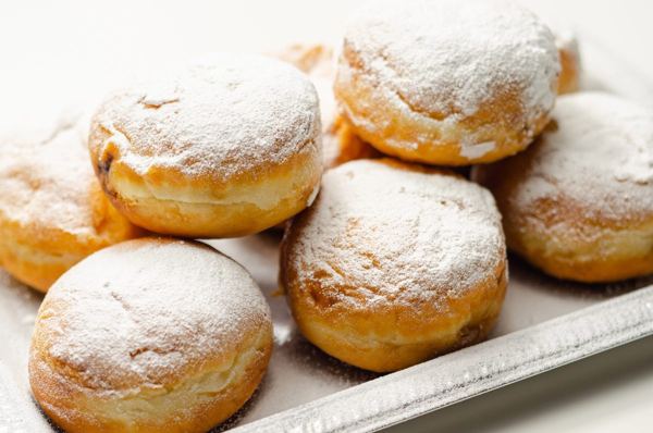 Berliner Pfannkuchen, Carnival Jelly Doughnuts