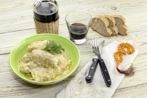 Lahanodolmades avgolemono, Cabbage Rolls with Egg-Lemon Sauce